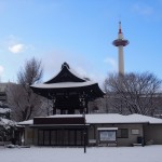 東本願寺の雪景色