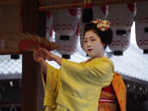 八坂神社　節分祭　舞踊奉納