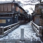 祇園白川の雪