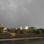 鴨川と虹