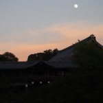 東福寺と月