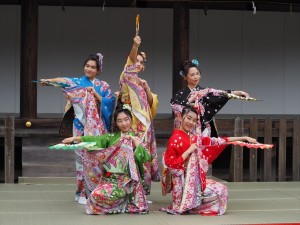 京小町踊り子隊